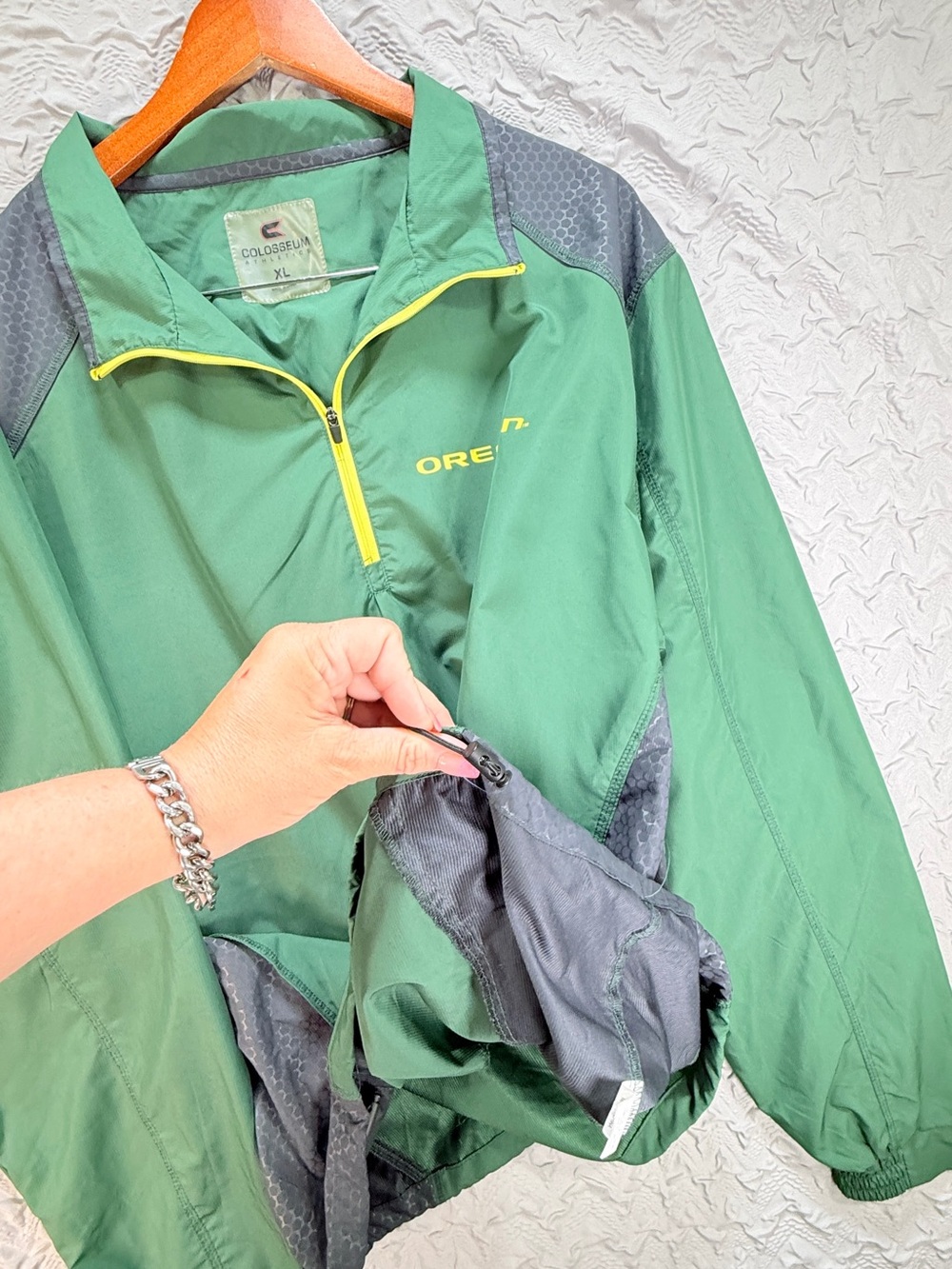 Oregon Ducks Colosseum Athletics Mens XL Lightweight Windbreaker Pullover Jacket - Picture 5 of 10